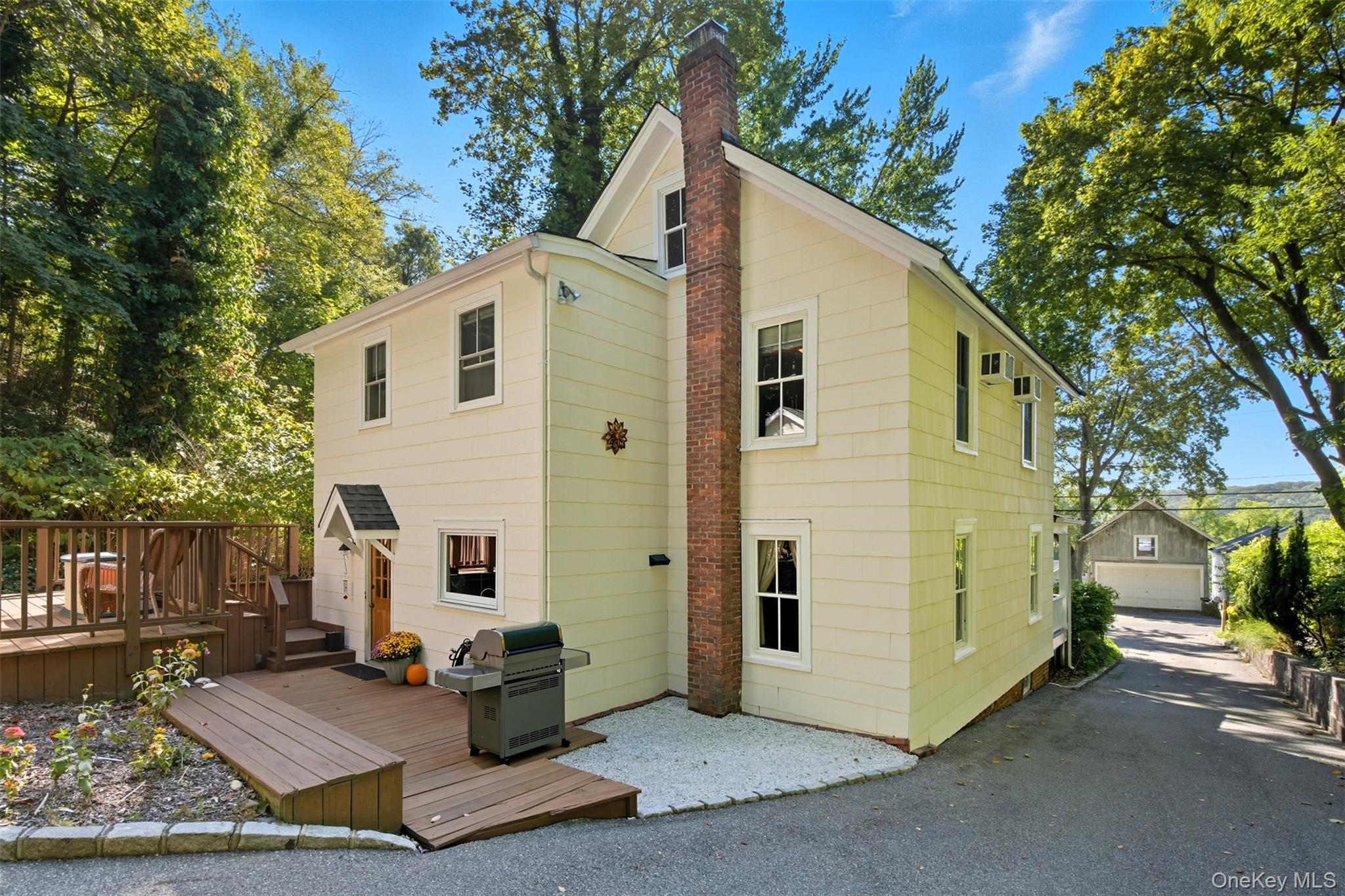 68 East Shore Road