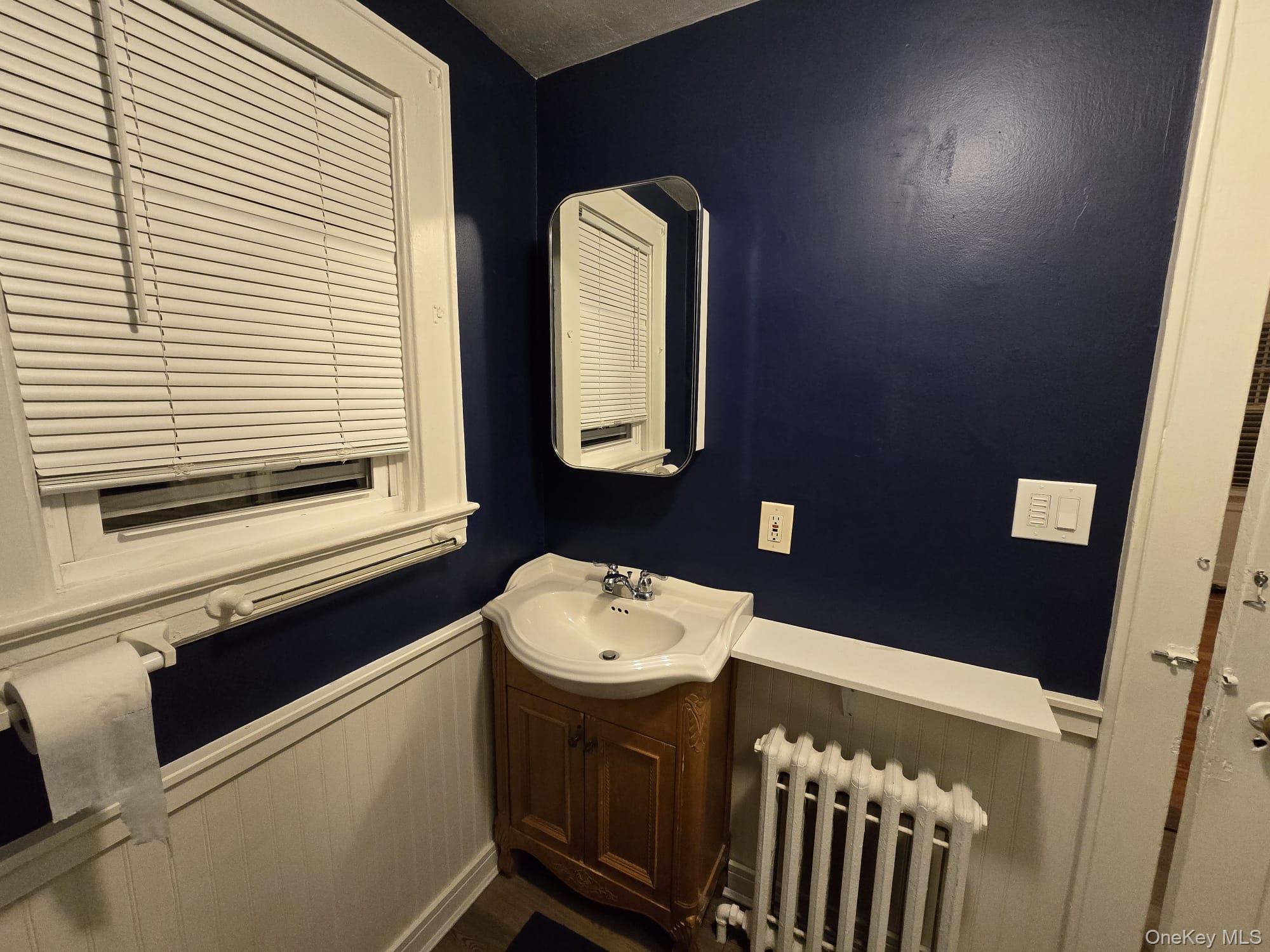 157 Clinton Avenue Unit: 1