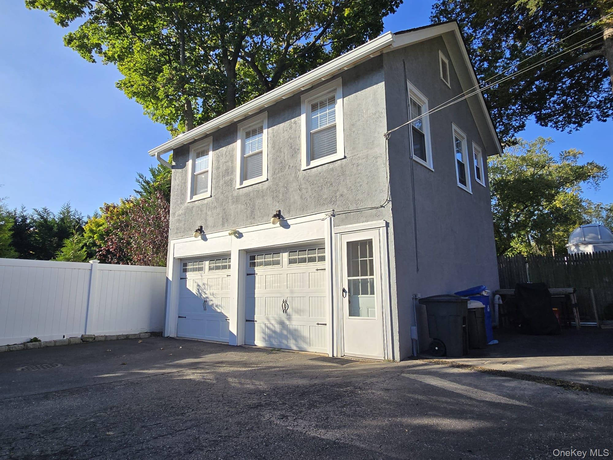 157 Clinton Avenue Unit: 1