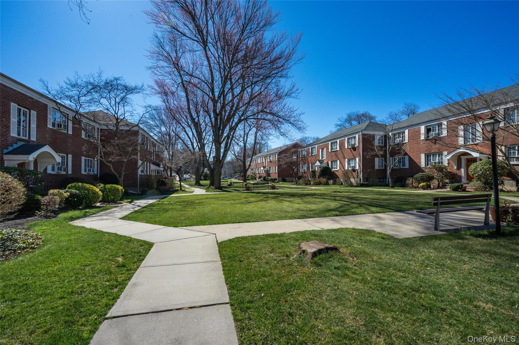 22 Nathan Hale Drive Unit: 80A