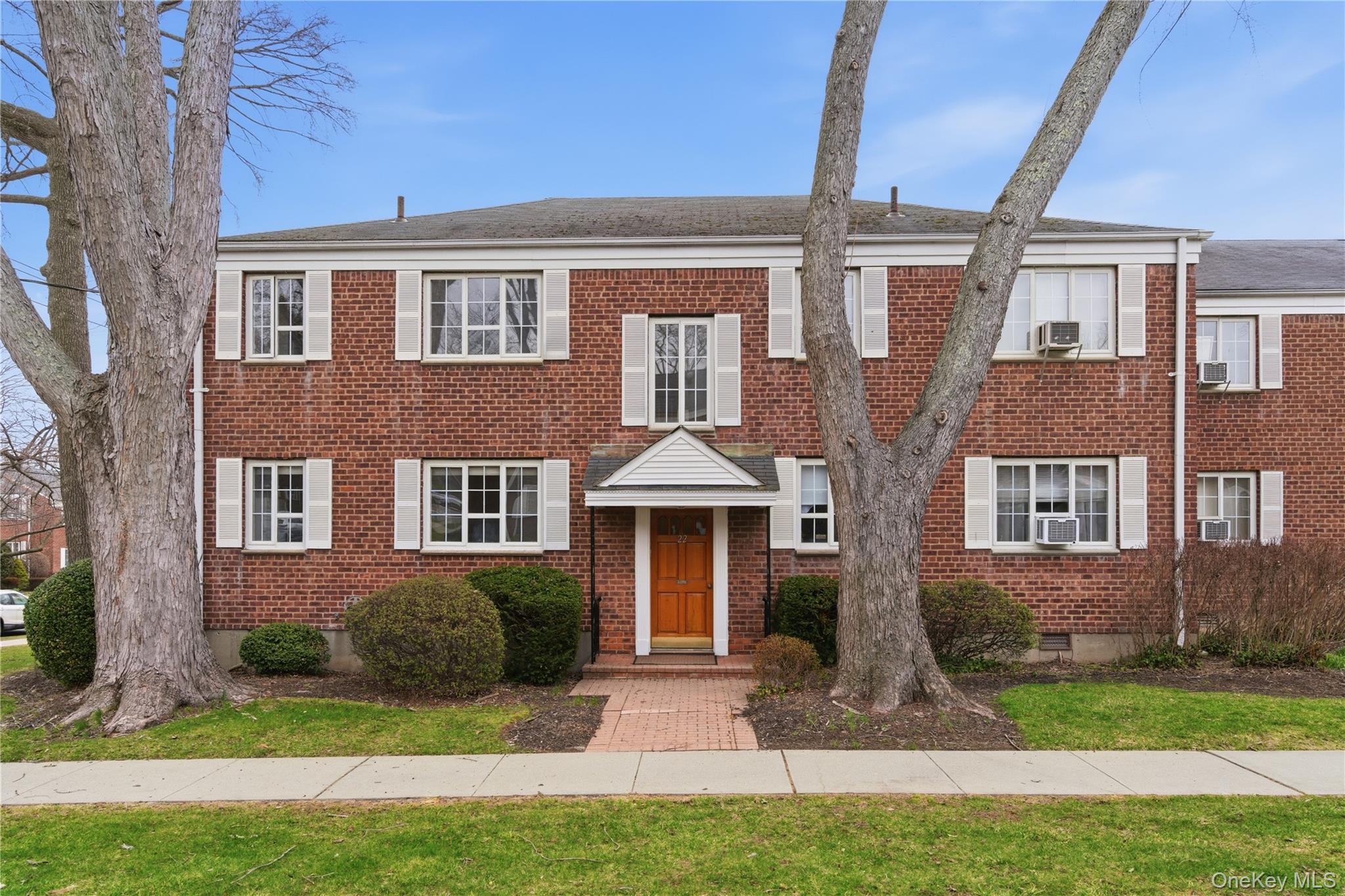 22 Nathan Hale Drive Unit: 80A