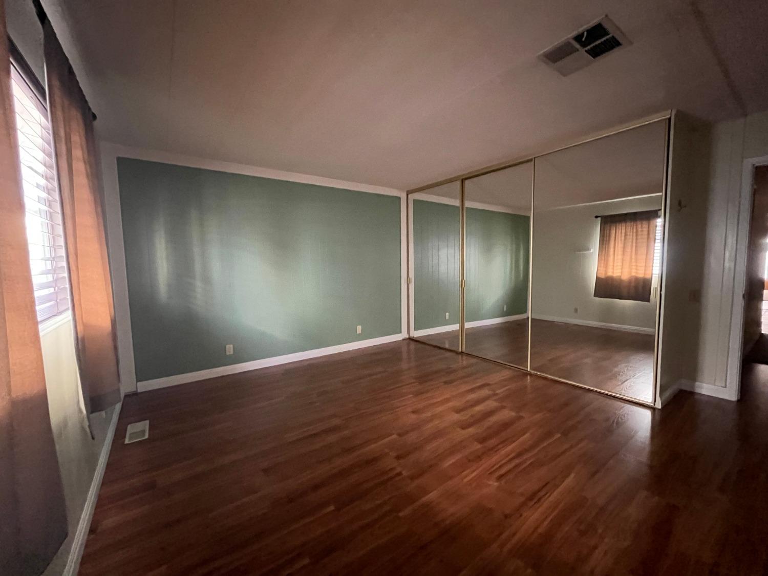 3900 Surfside Drive