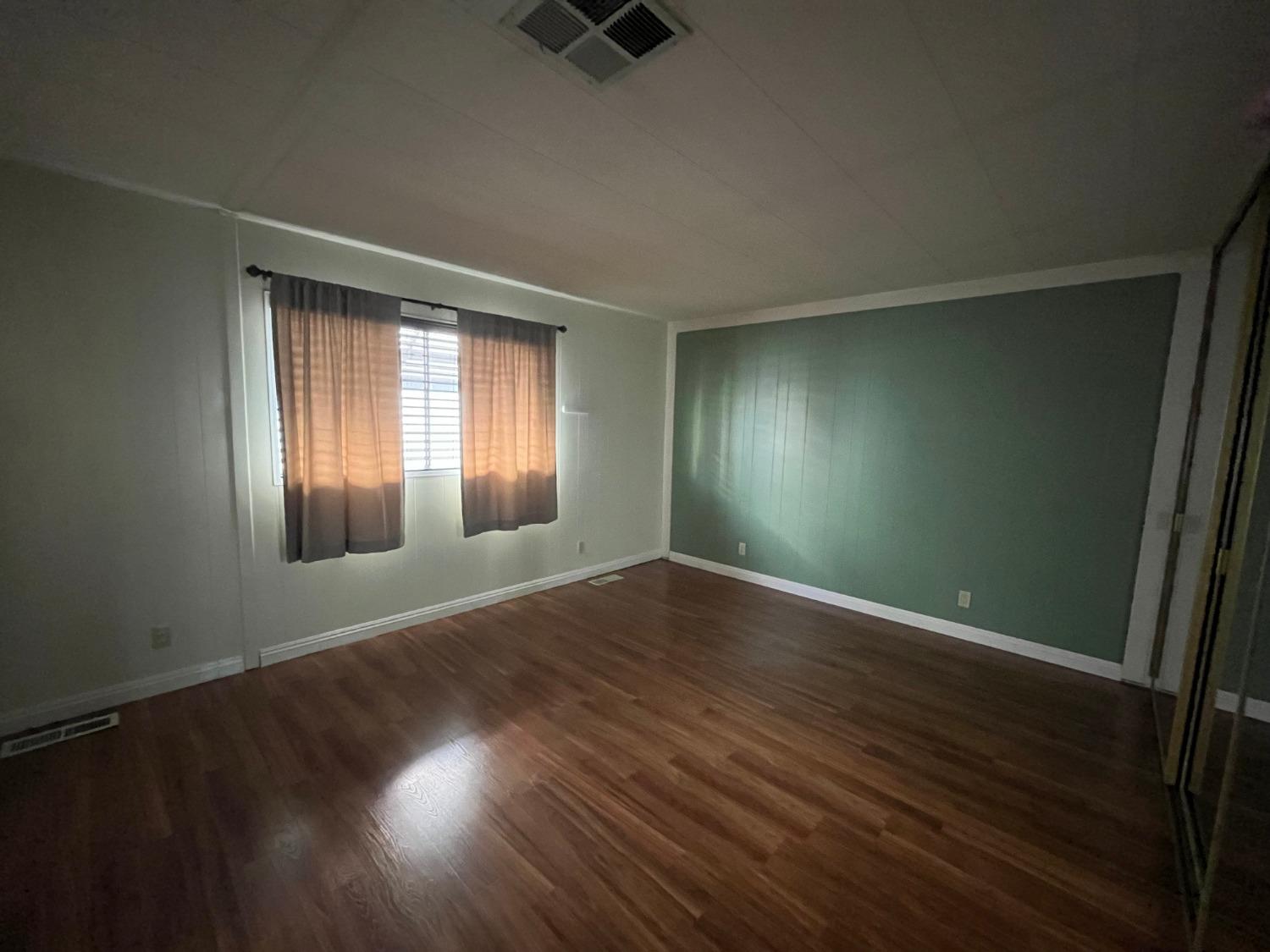 3900 Surfside Drive