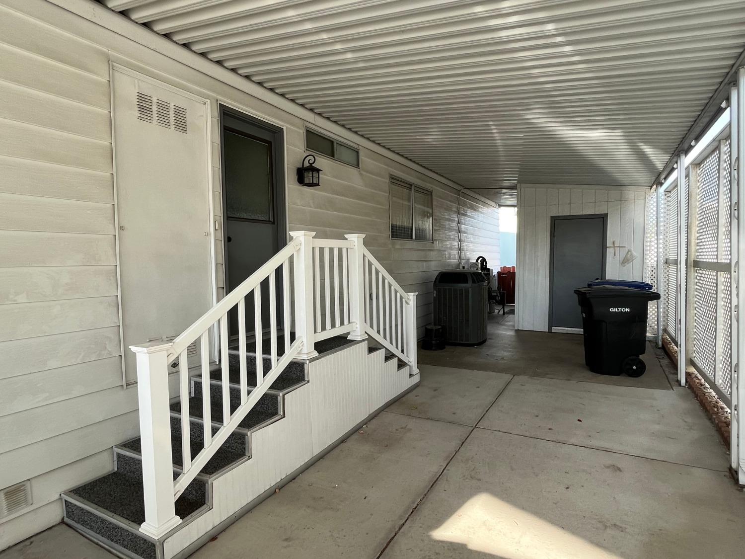 3900 Surfside Drive