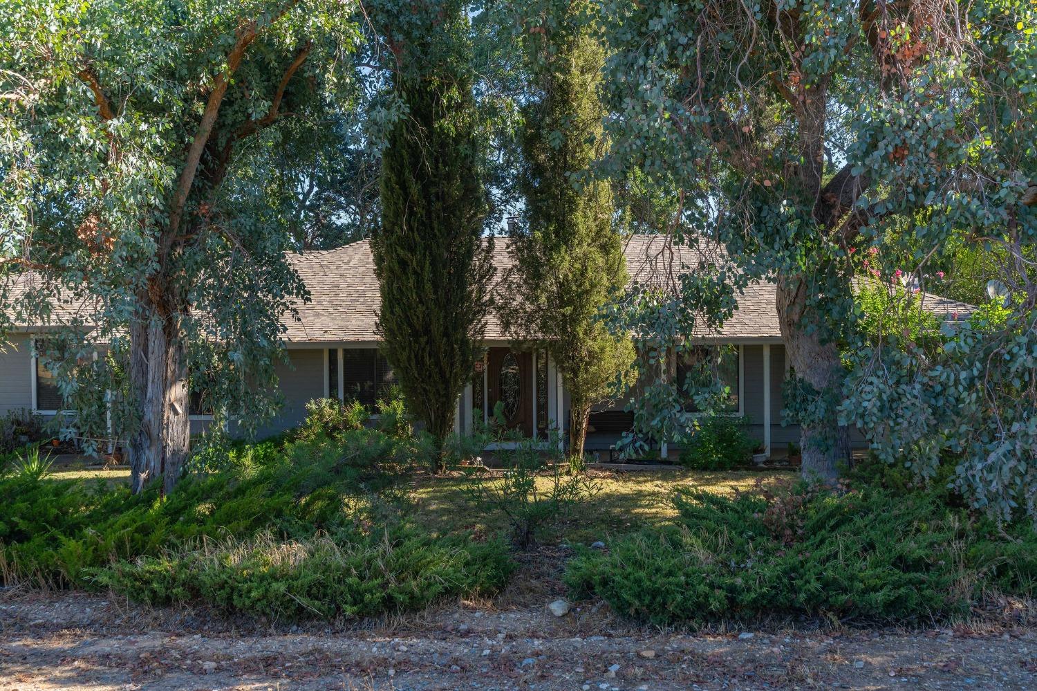 8621 Mann Street