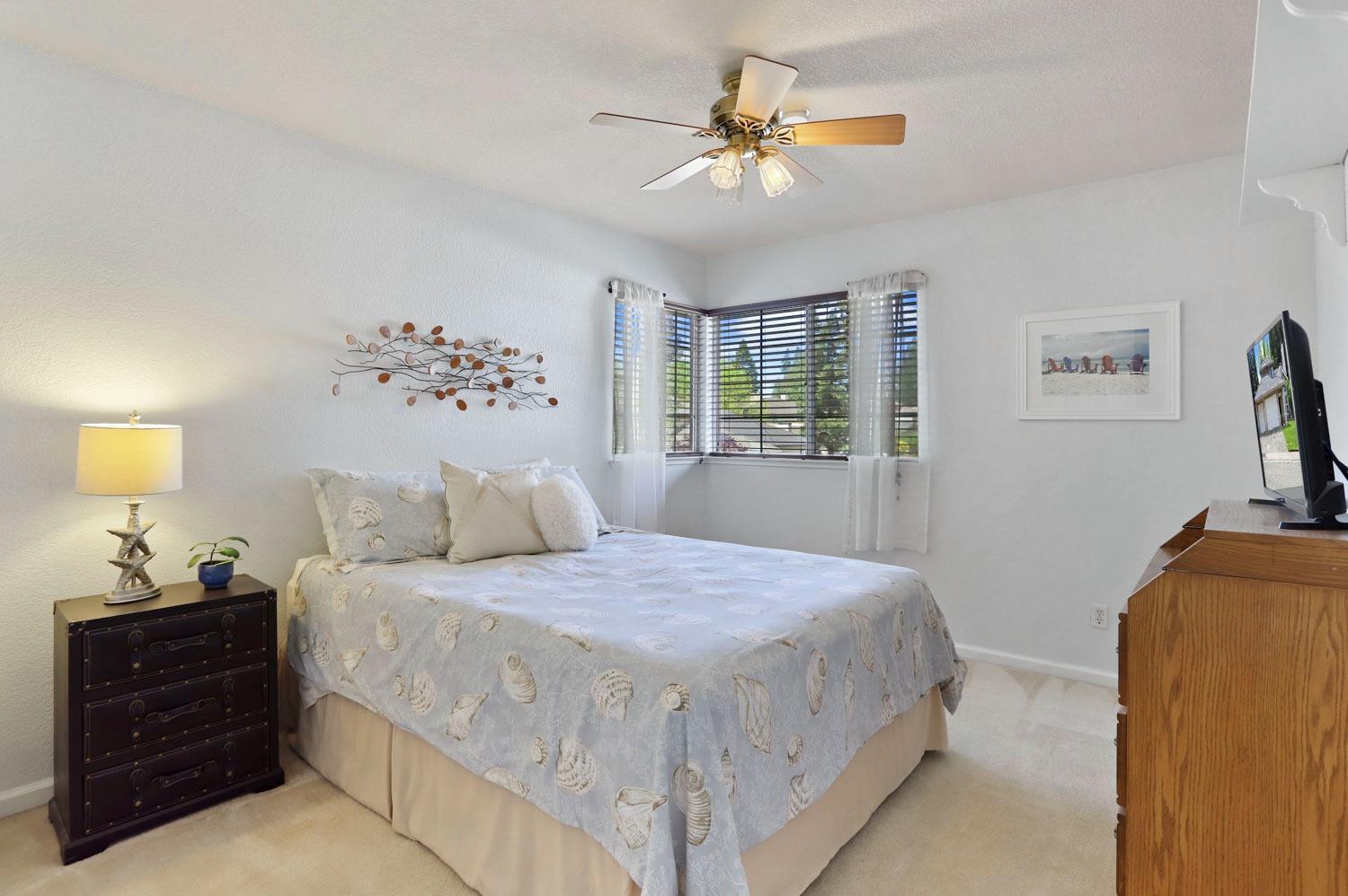 8530 Kenneth Hill Court