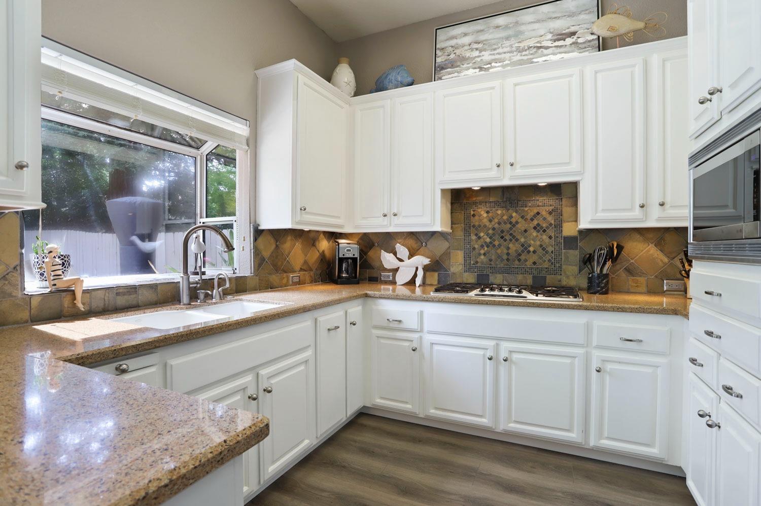 8530 Kenneth Hill Court