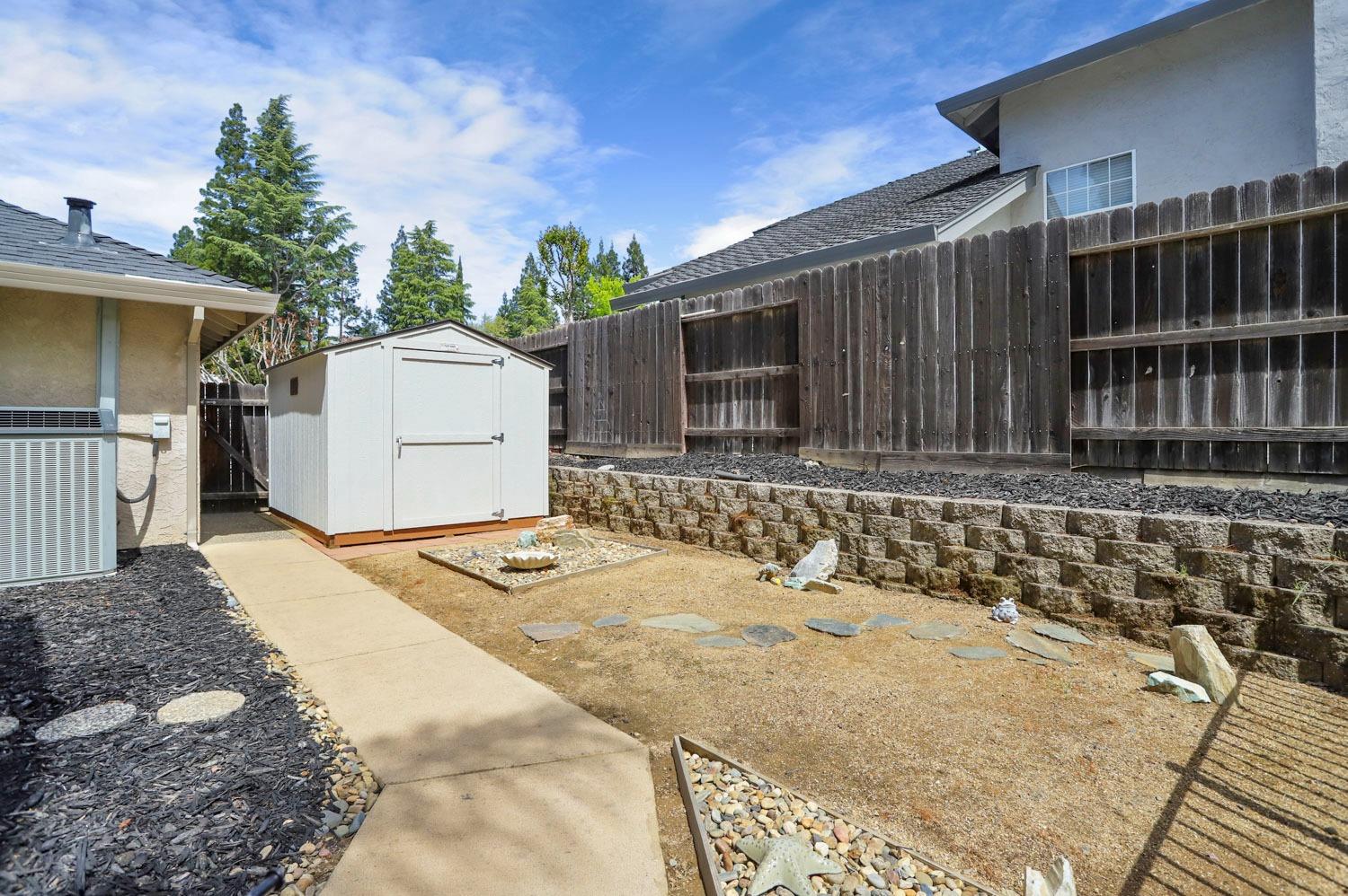 8530 Kenneth Hill Court