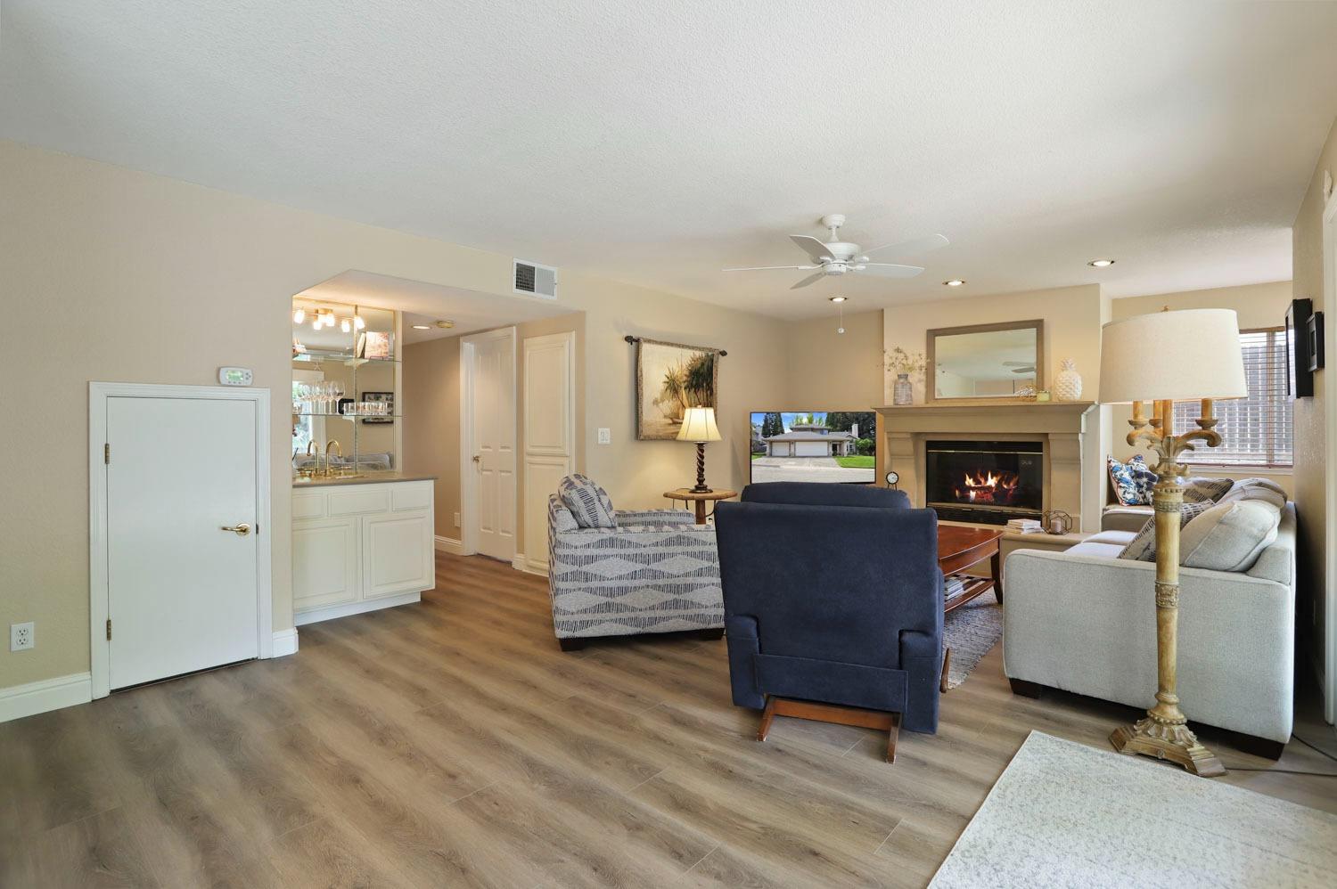 8530 Kenneth Hill Court