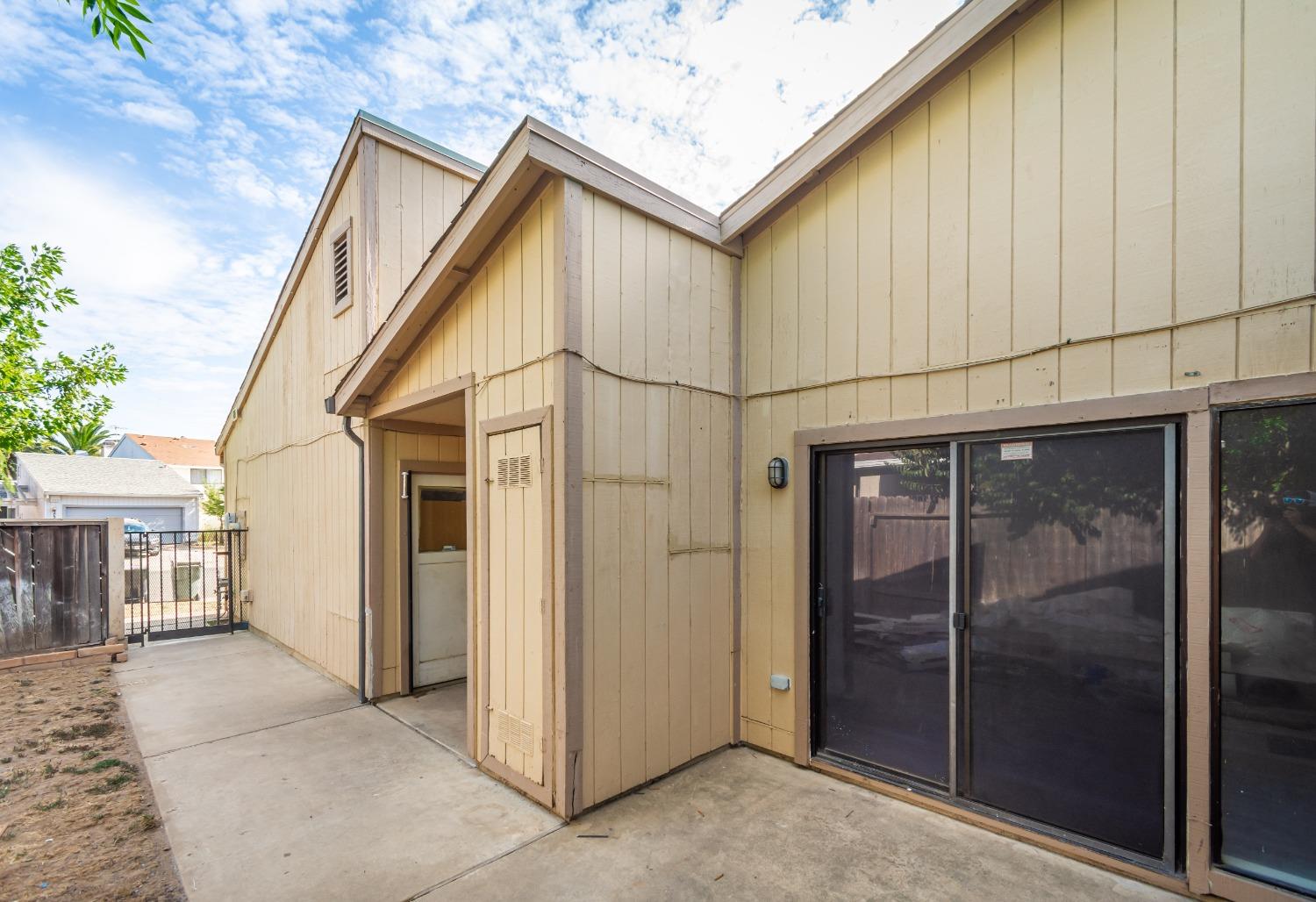 7220 Willowriver Court