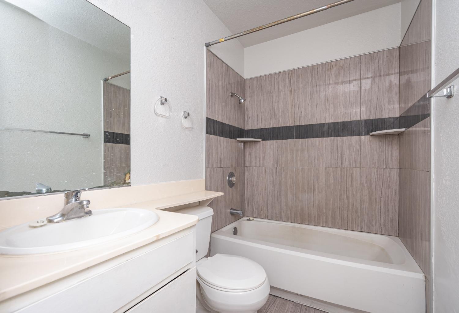 7220 Willowriver Court