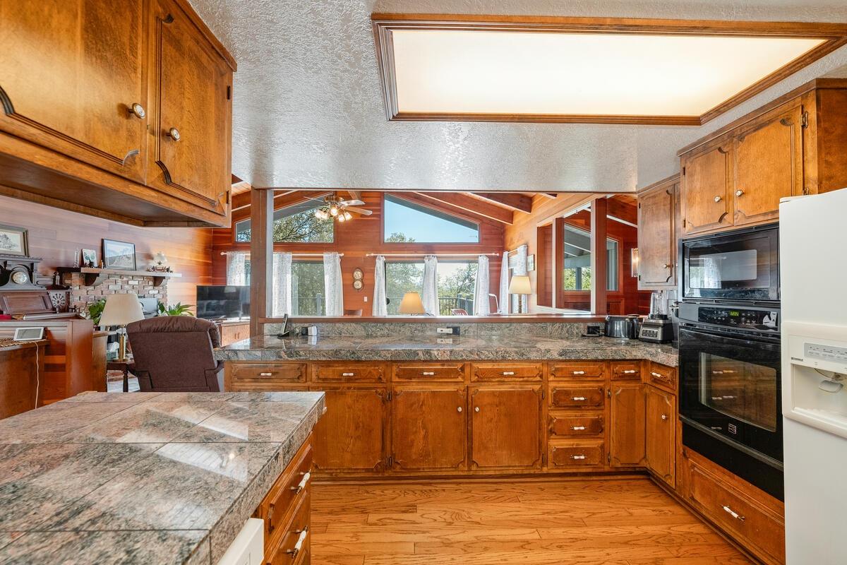 12521 Incline Drive