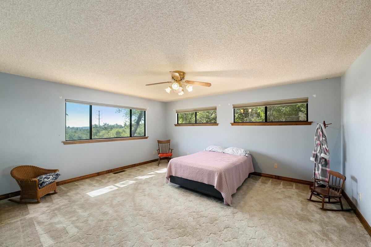 12521 Incline Drive