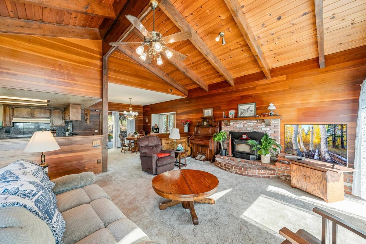 12521 Incline Drive