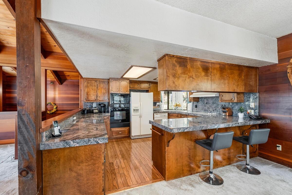 12521 Incline Drive