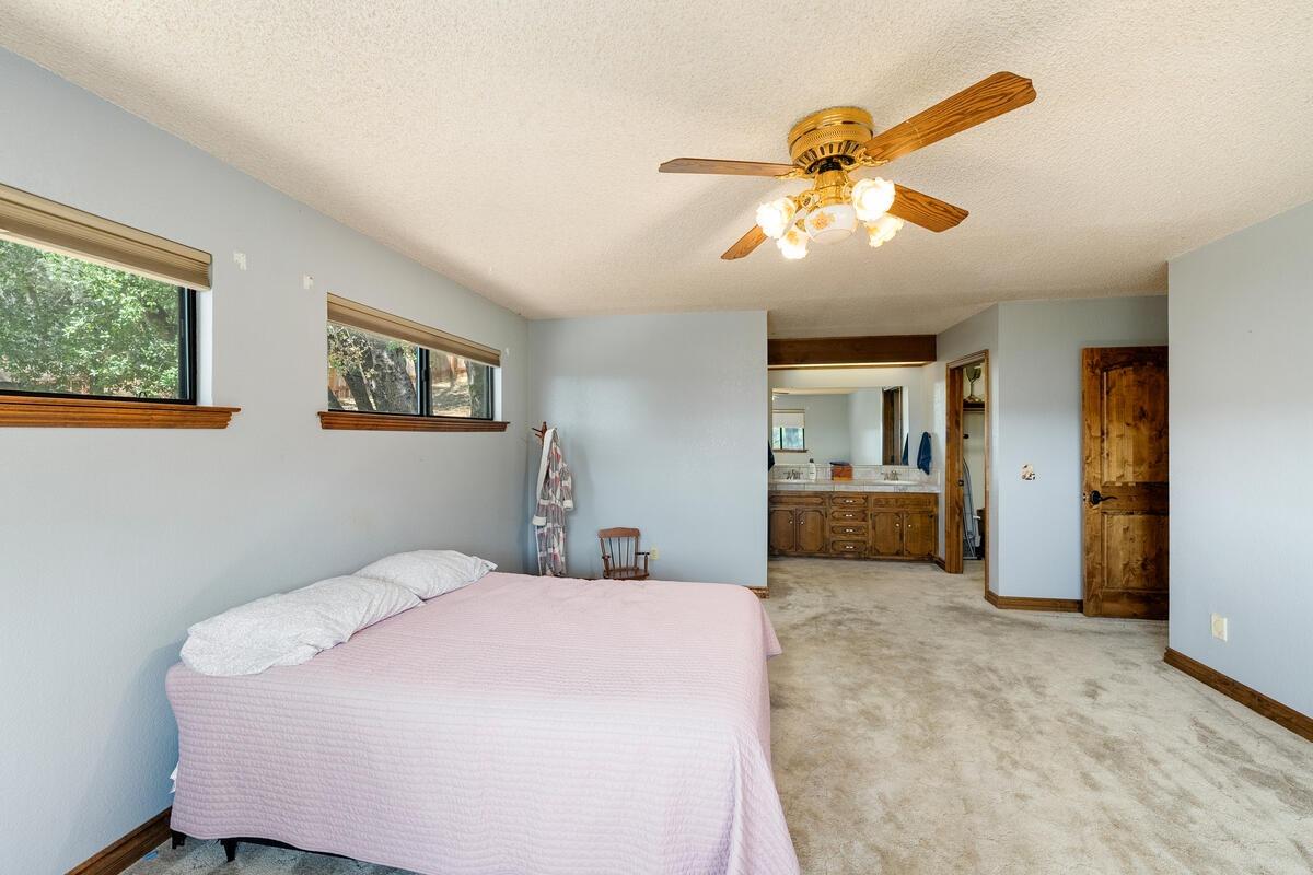 12521 Incline Drive