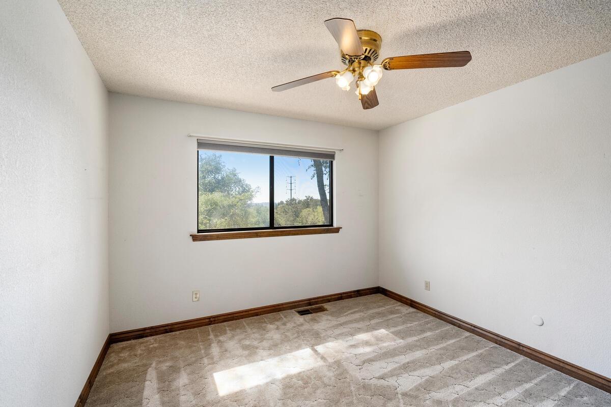 12521 Incline Drive