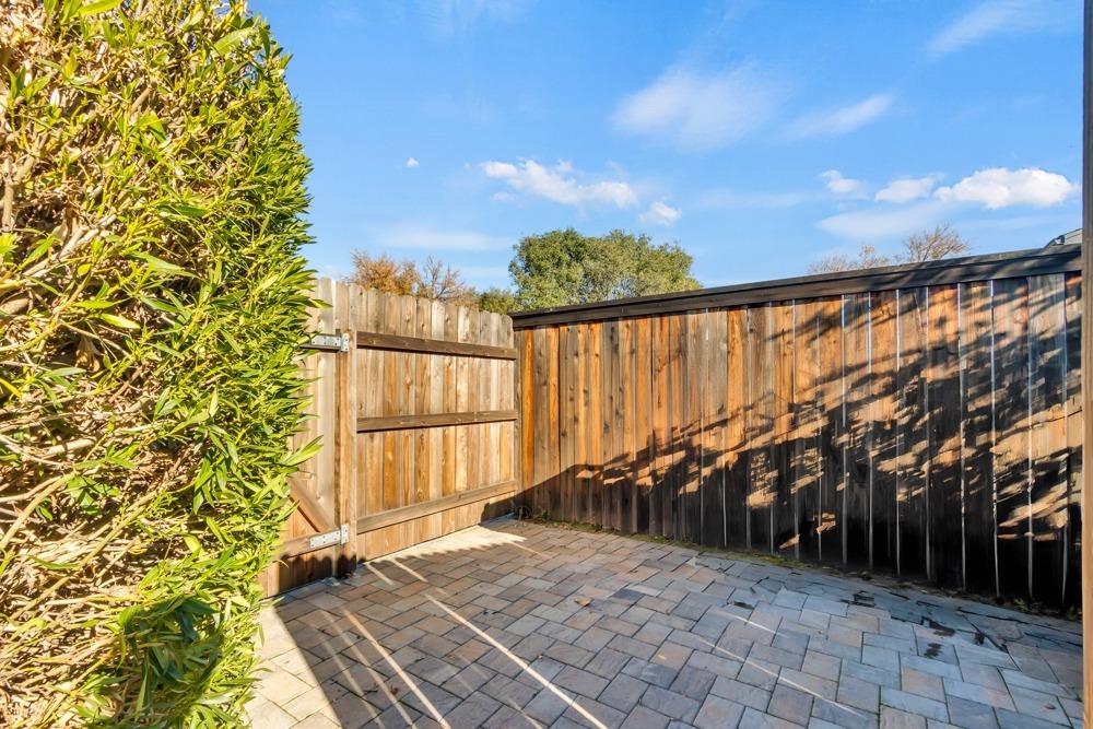 5240 Hickory Hill Court