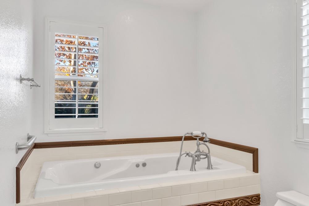 5240 Hickory Hill Court