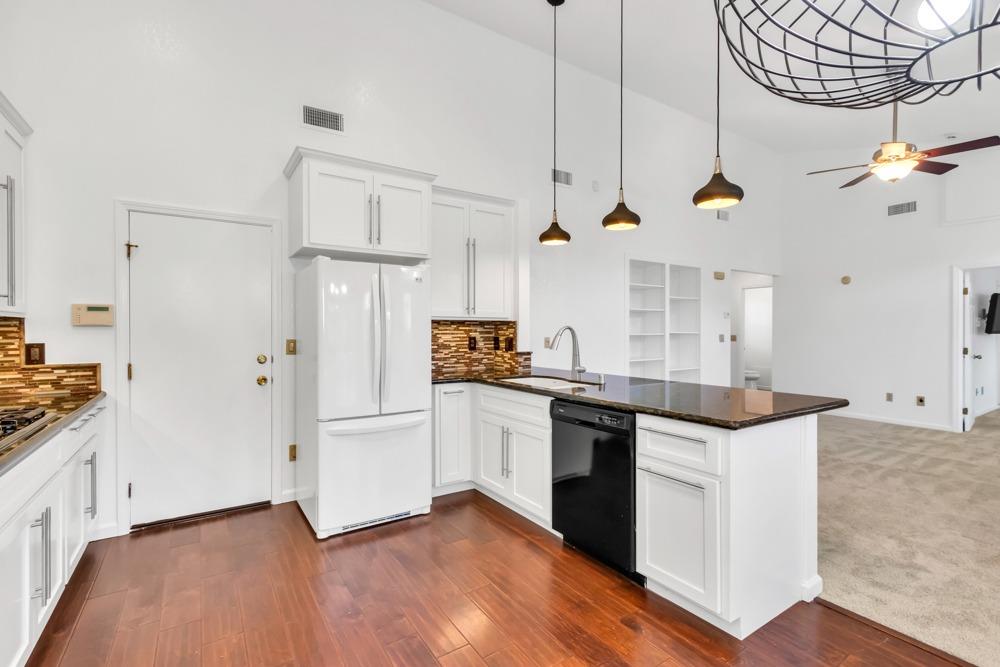5240 Hickory Hill Court