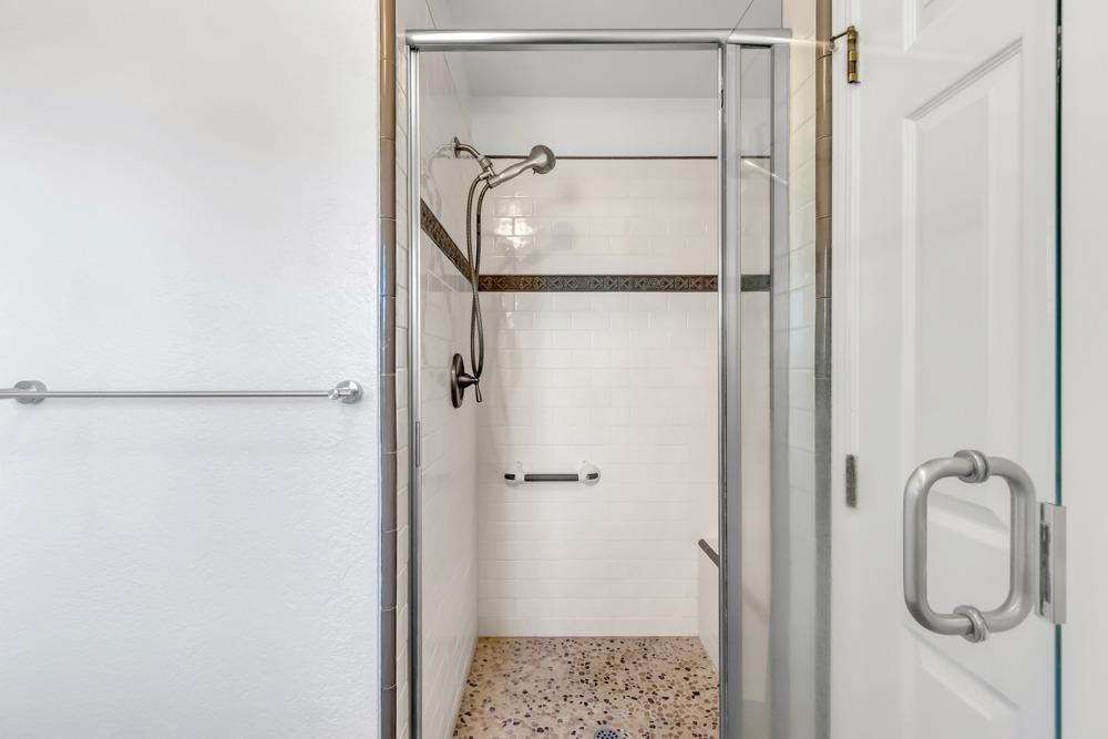 5240 Hickory Hill Court