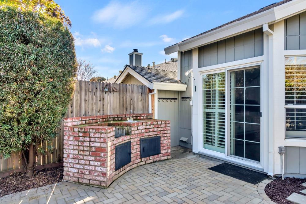 5240 Hickory Hill Court