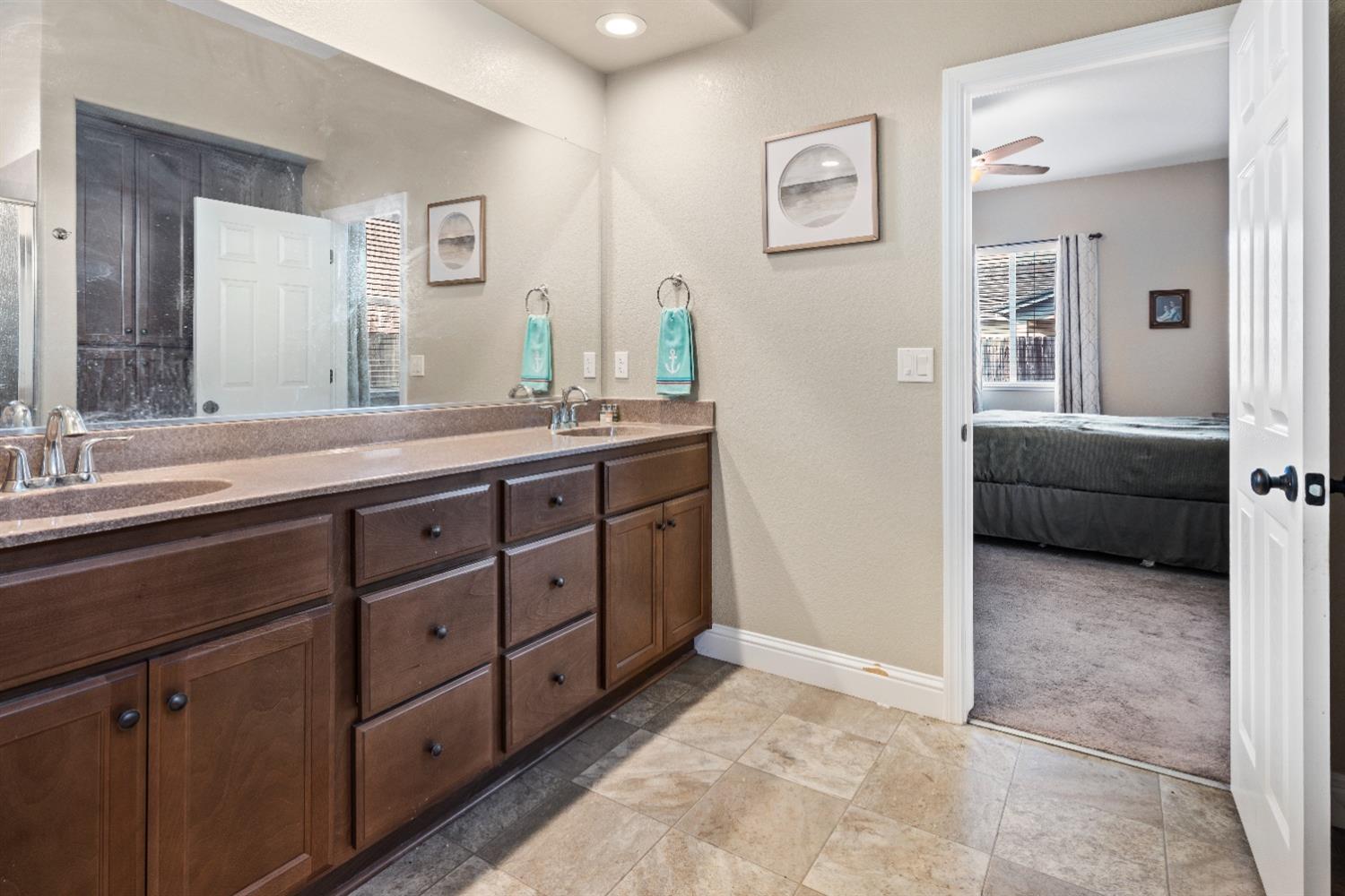 2643 Stephen Robert Lane