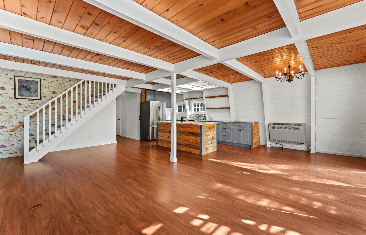 12781 Torrey Pines Drive