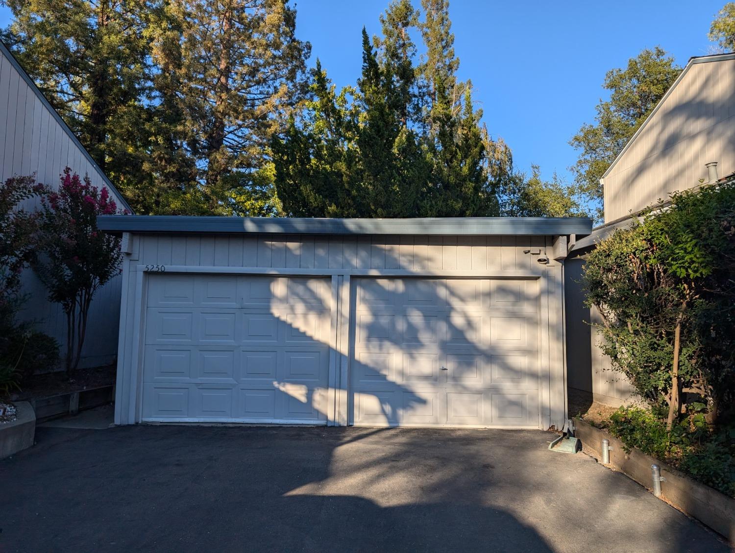 5250 Lake Knoll Lane