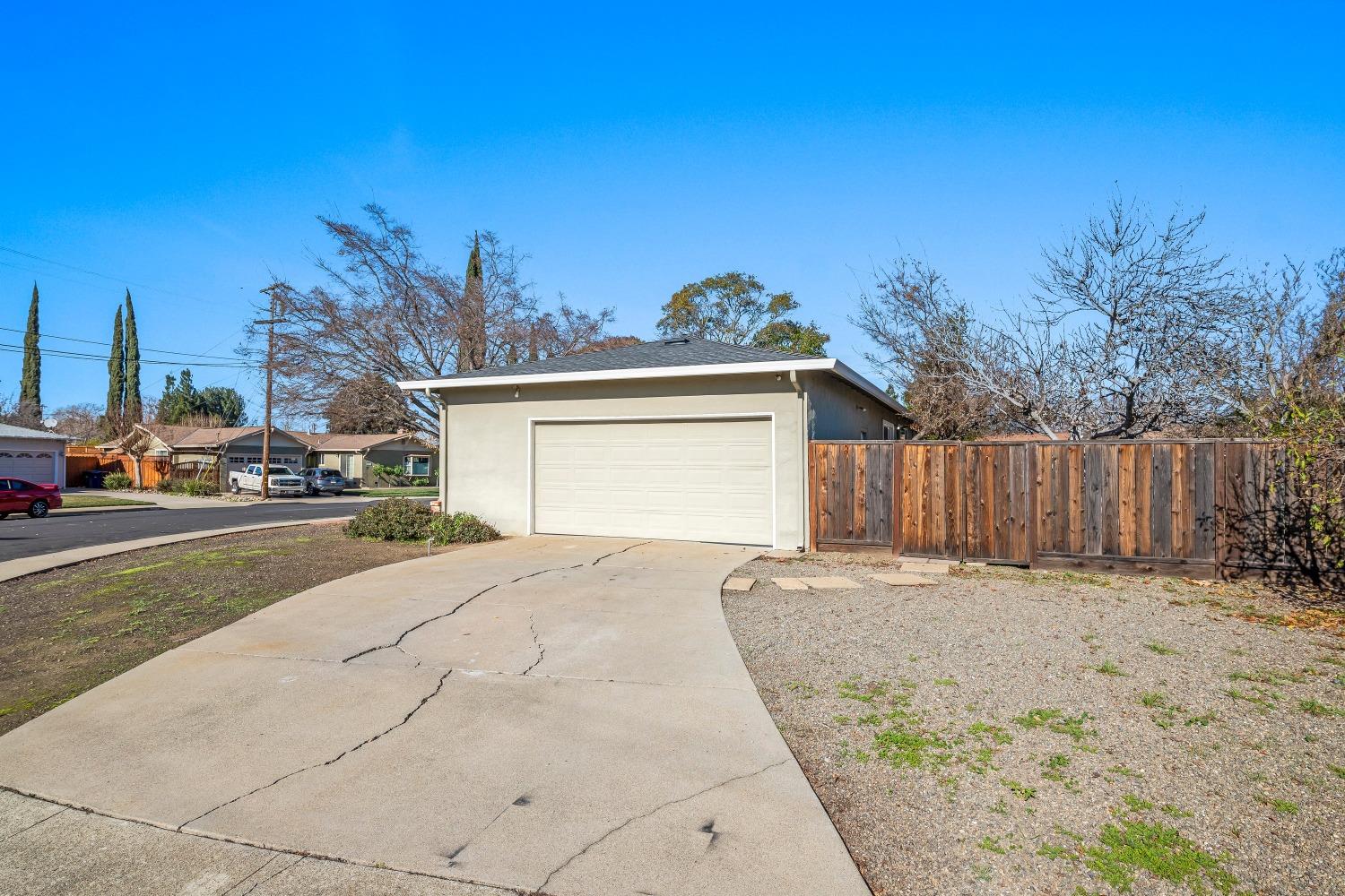 3996 Elwood Court