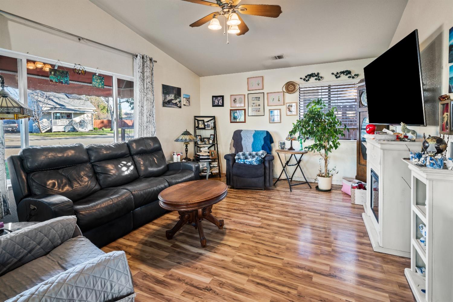 780 I Street