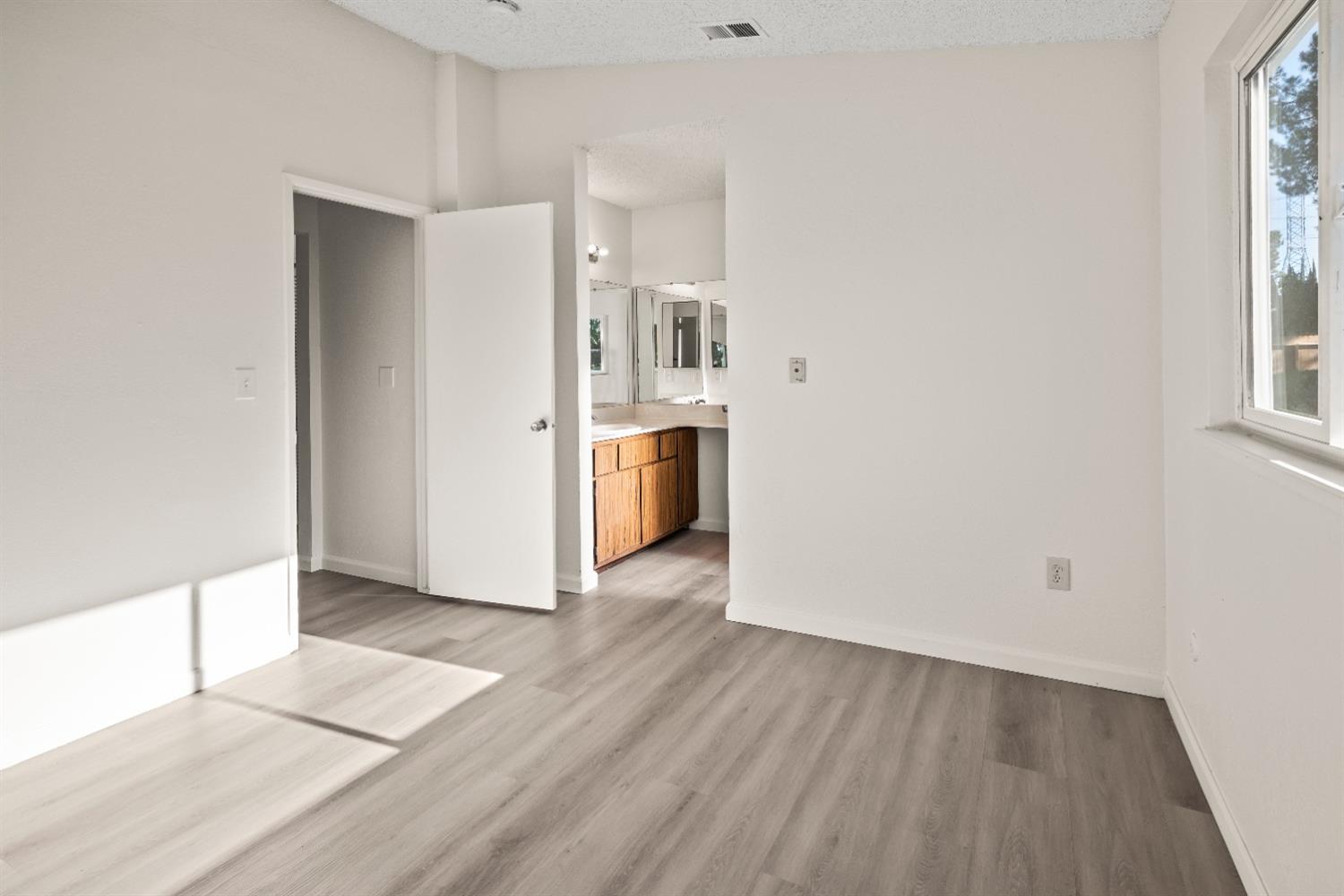 15 Tananger Court