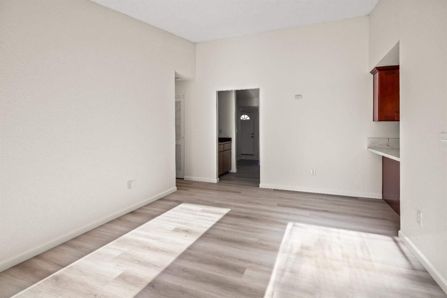 15 Tananger Court