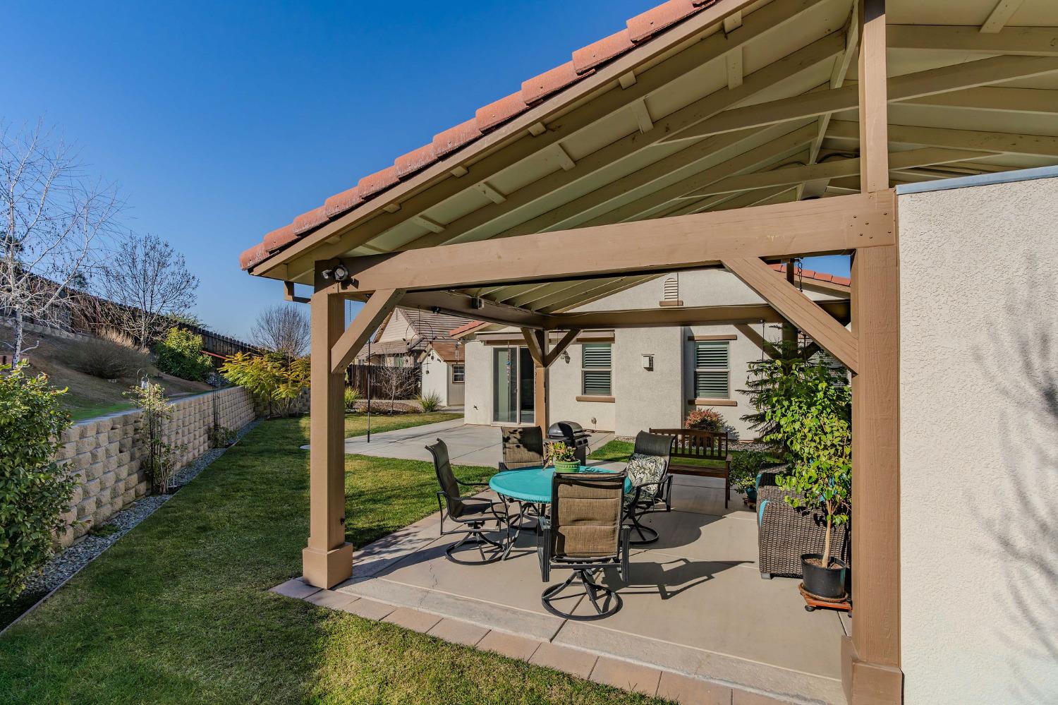 734 Clover Drive