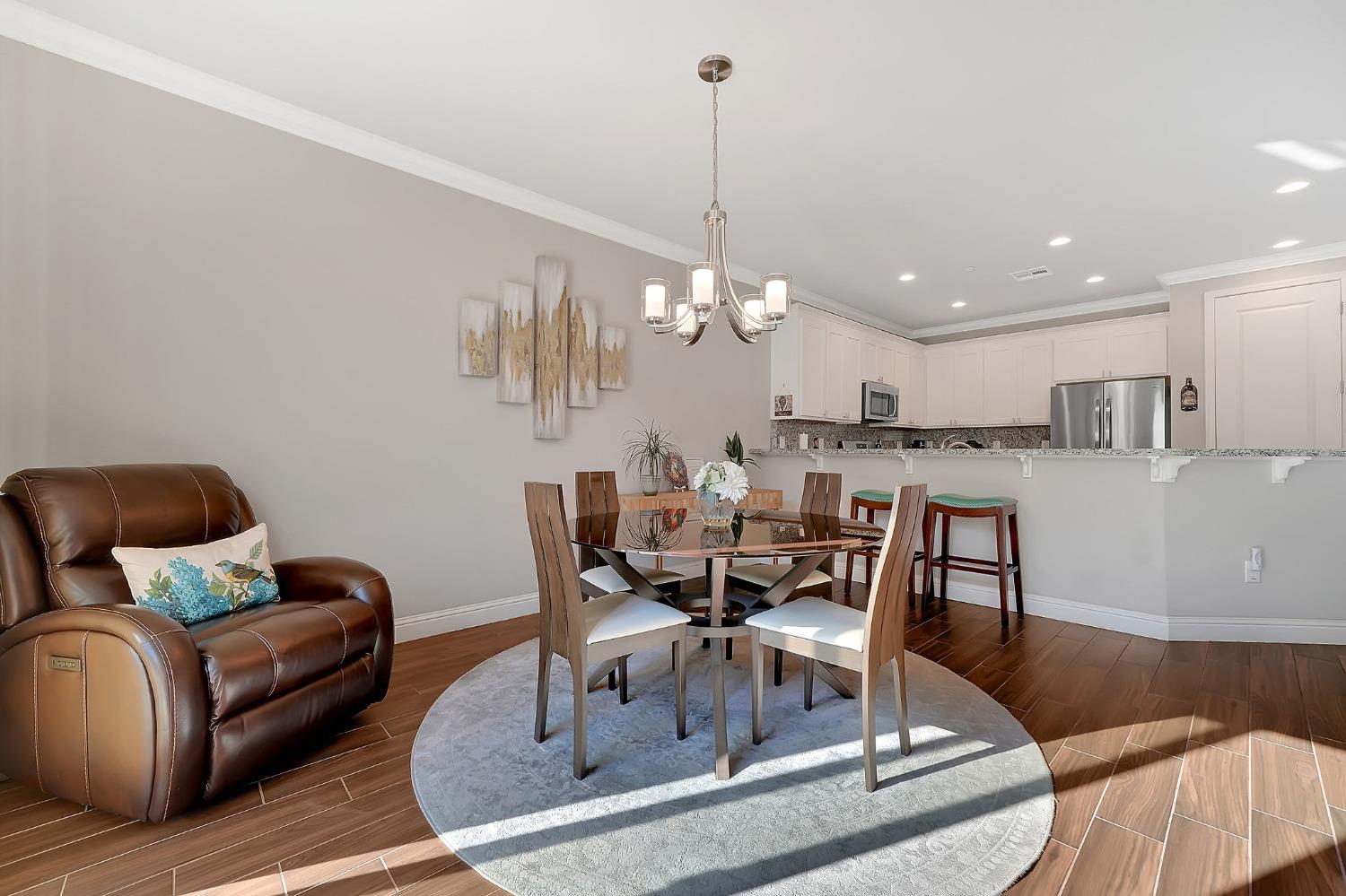 734 Clover Drive