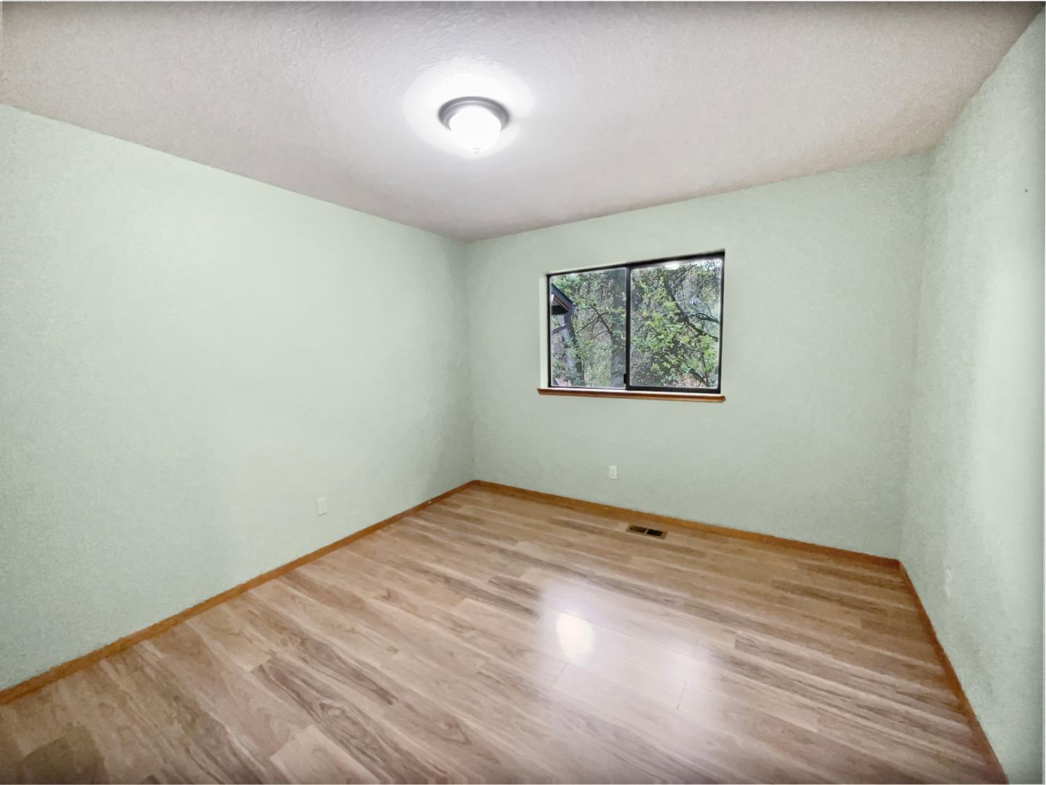 4200 S Shingle Court