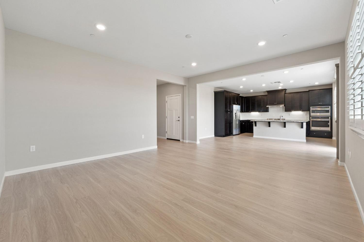 1076 Pacifico Lane