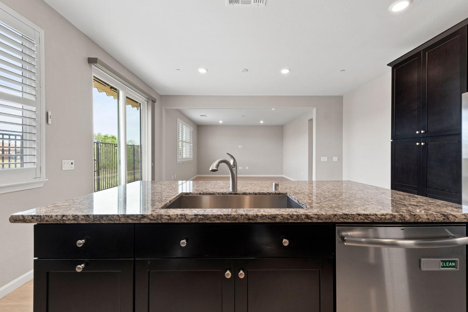 1076 Pacifico Lane