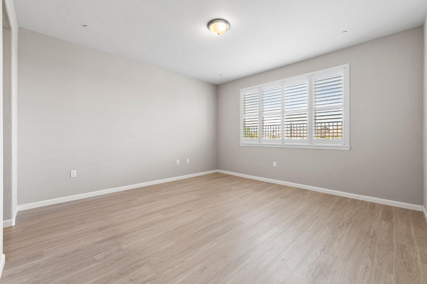 1076 Pacifico Lane