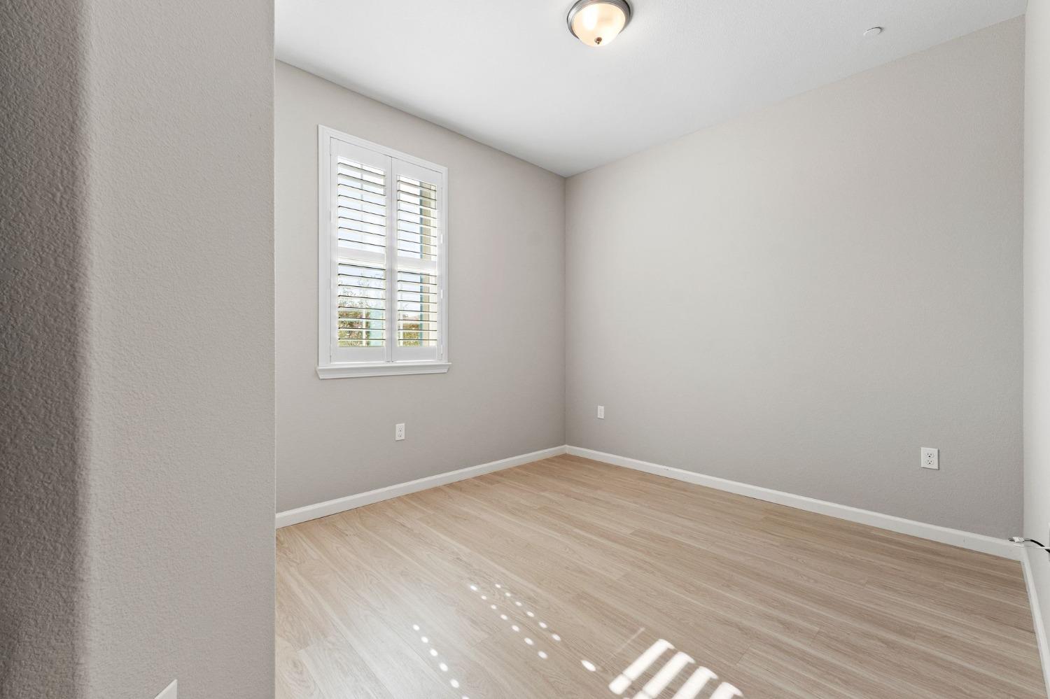 1076 Pacifico Lane