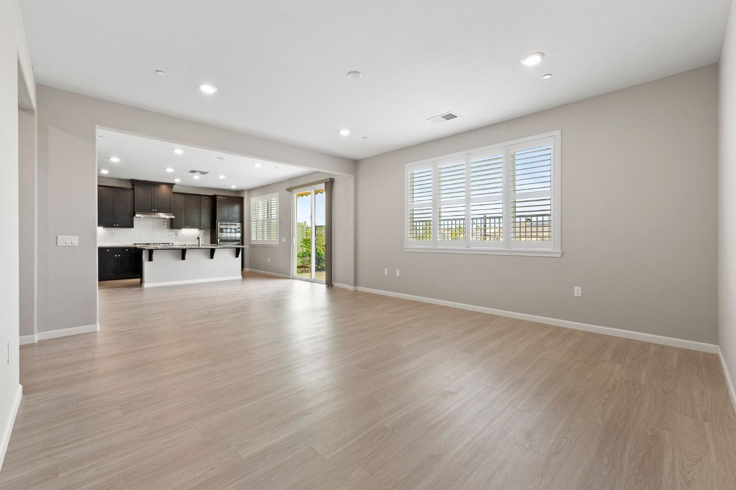 1076 Pacifico Lane