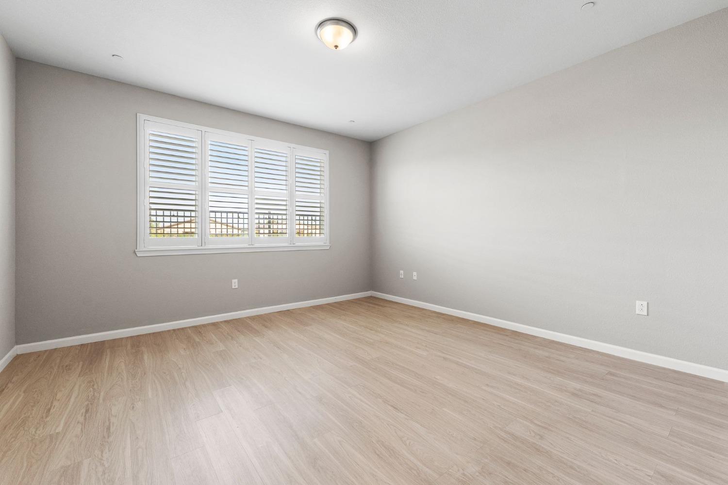 1076 Pacifico Lane