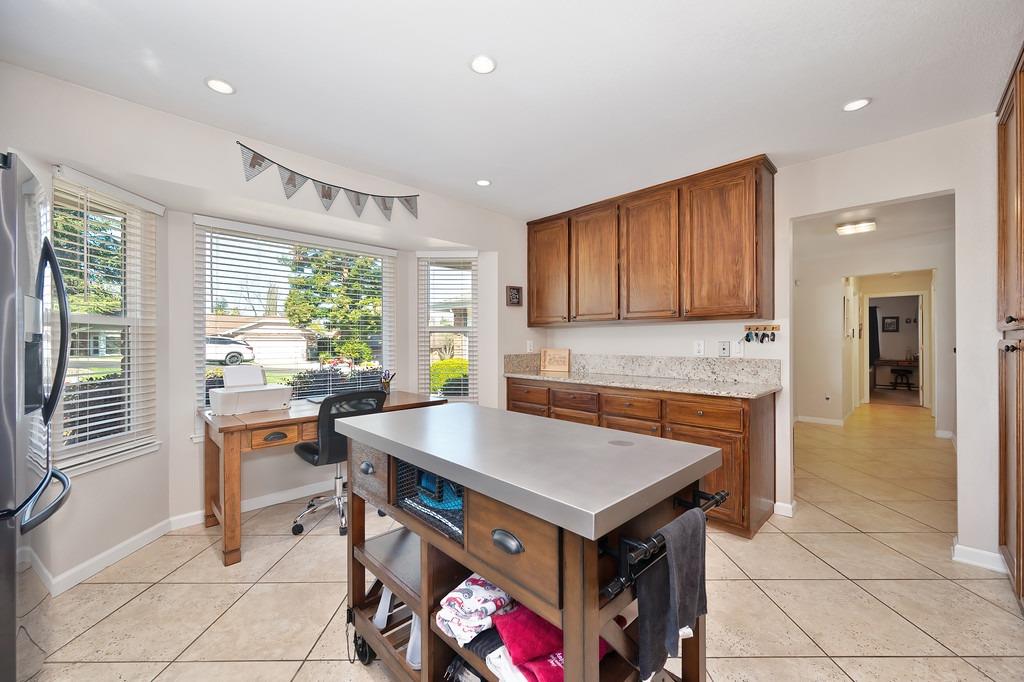 2204 Glacier Drive