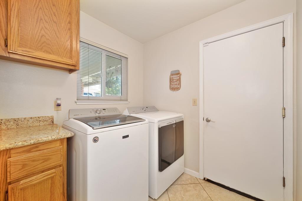 2204 Glacier Drive