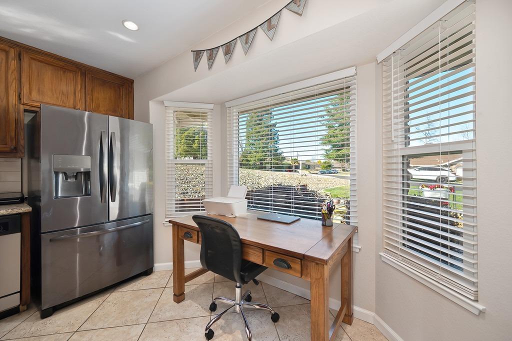 2204 Glacier Drive