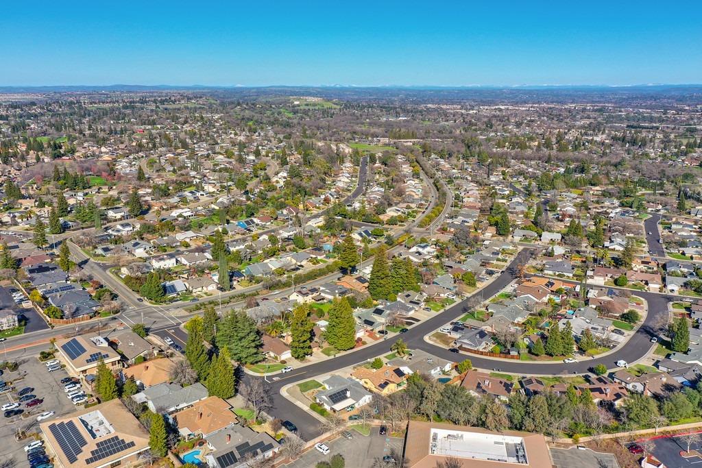 2204 Glacier Drive
