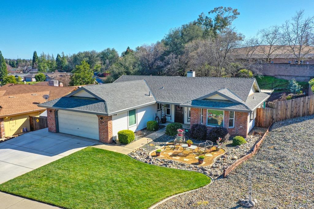 2204 Glacier Drive