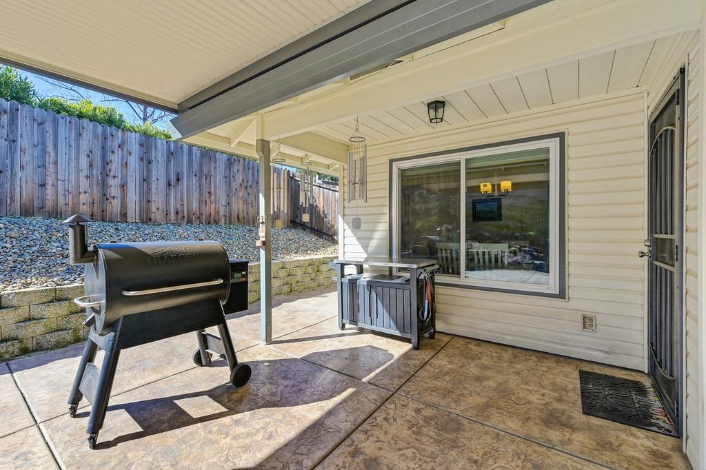 2204 Glacier Drive