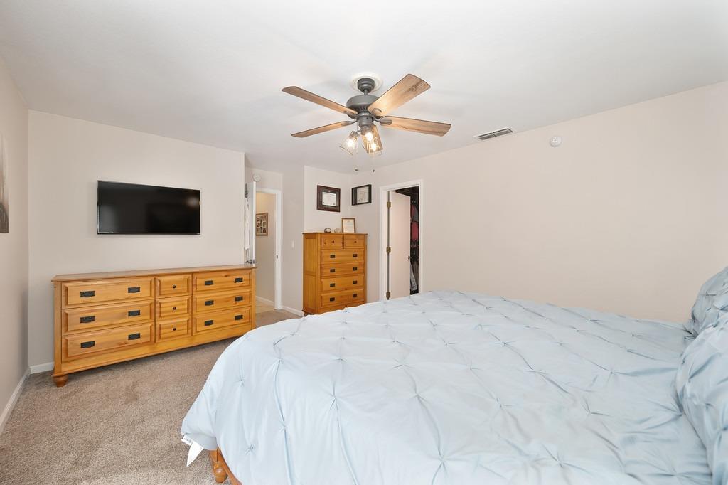 2204 Glacier Drive