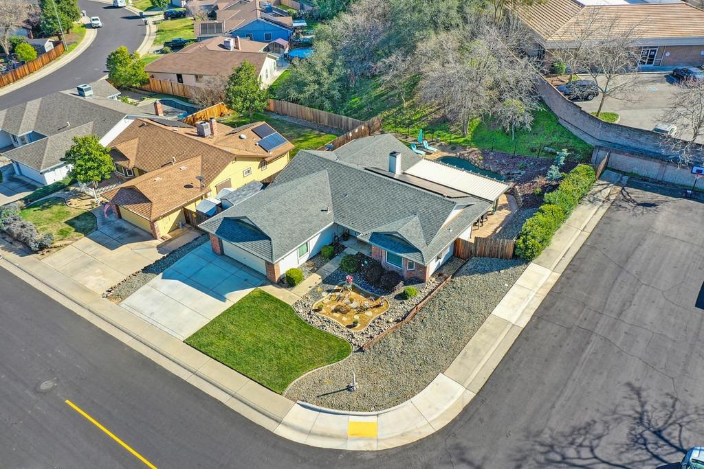 2204 Glacier Drive